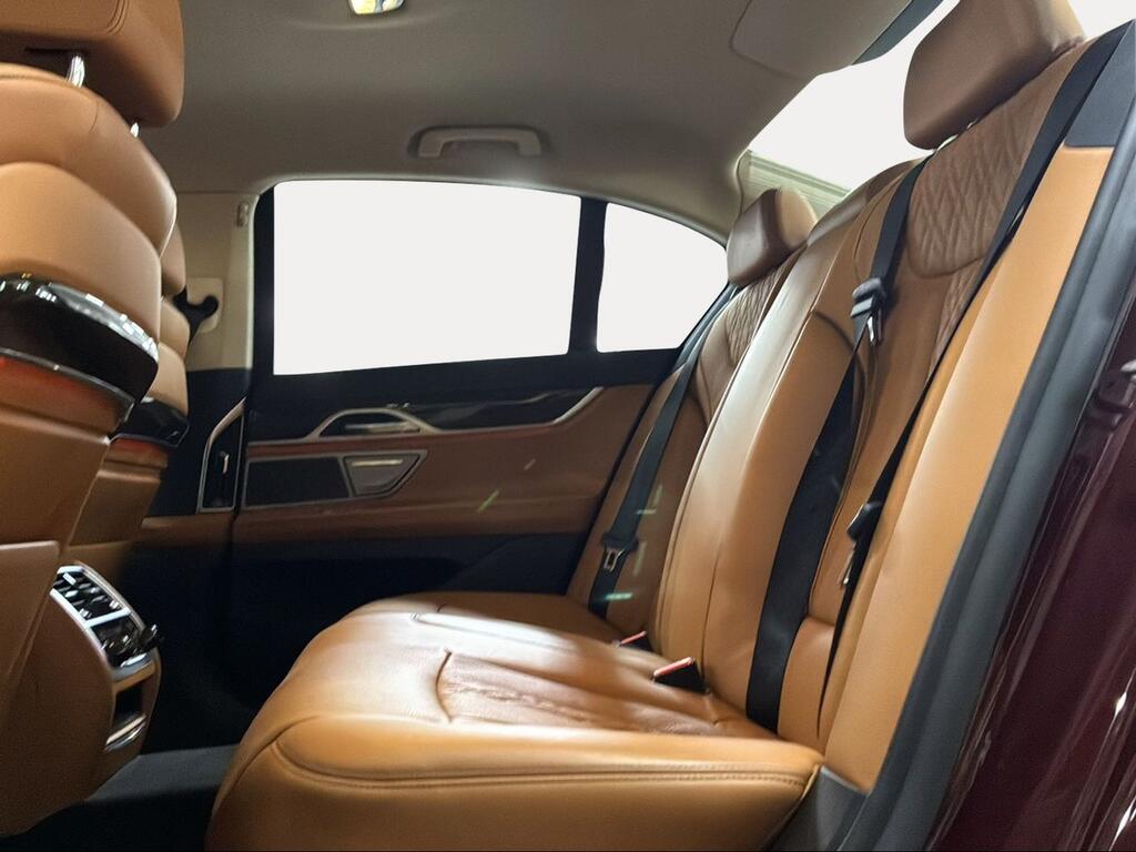 BMW Serie 7 740d xDrive - Foto 782