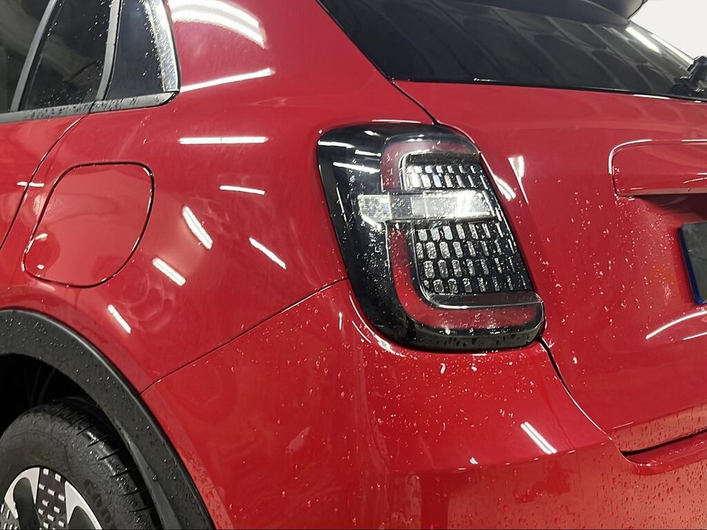 Fiat 600 600 MHEV La prima 1.2 74kW (100CV) DDCT - Foto 1109