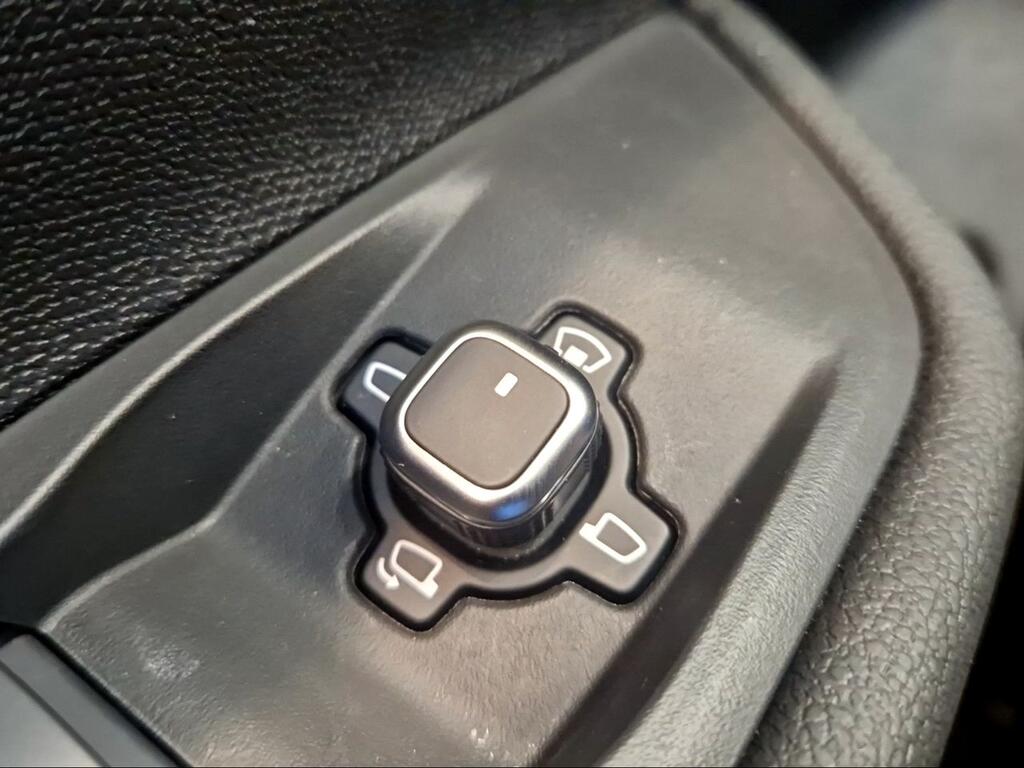 Opel Astra 1.2T XHT Hybrid 107kW Ultimate eDCT6 - Foto 824