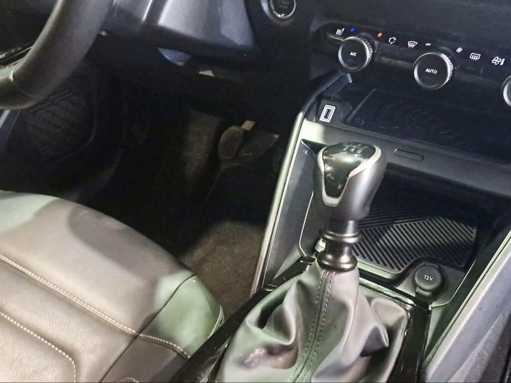 Citroën C4 PureTech 130 S&S 6v Shine - Foto 1098