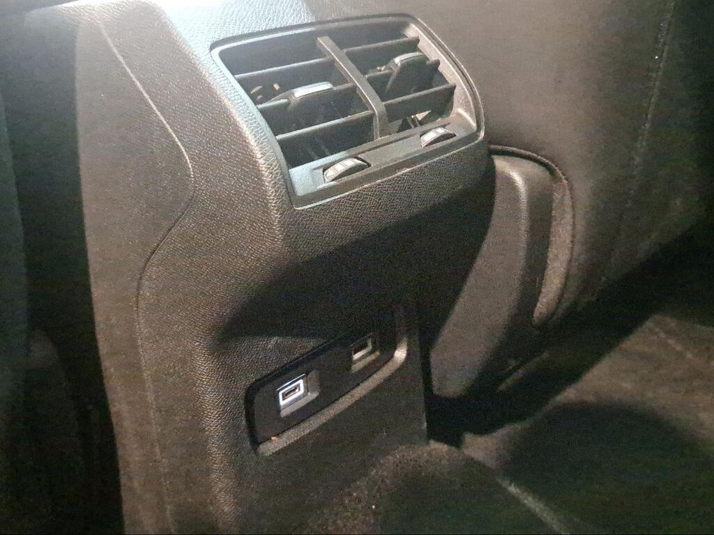 Citroën C4 PureTech 130 S&S 6v Shine - Foto 1104