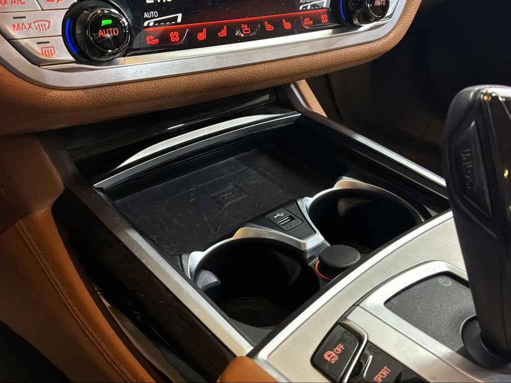 BMW Serie 7 740d xDrive - Foto 545