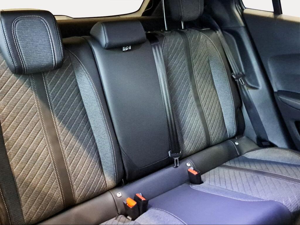 Peugeot 2008 Allure Gasolina 100 S&S 6 Vel. MAN - Foto 392