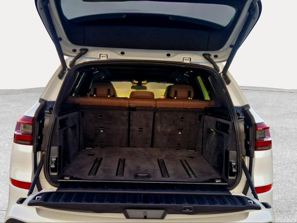 BMW X5 xDrive40d - Foto 606