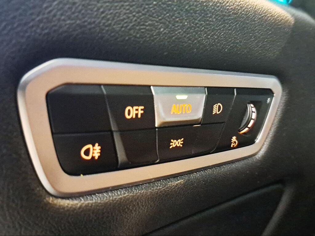 BMW X5 xDrive40d - Foto 929