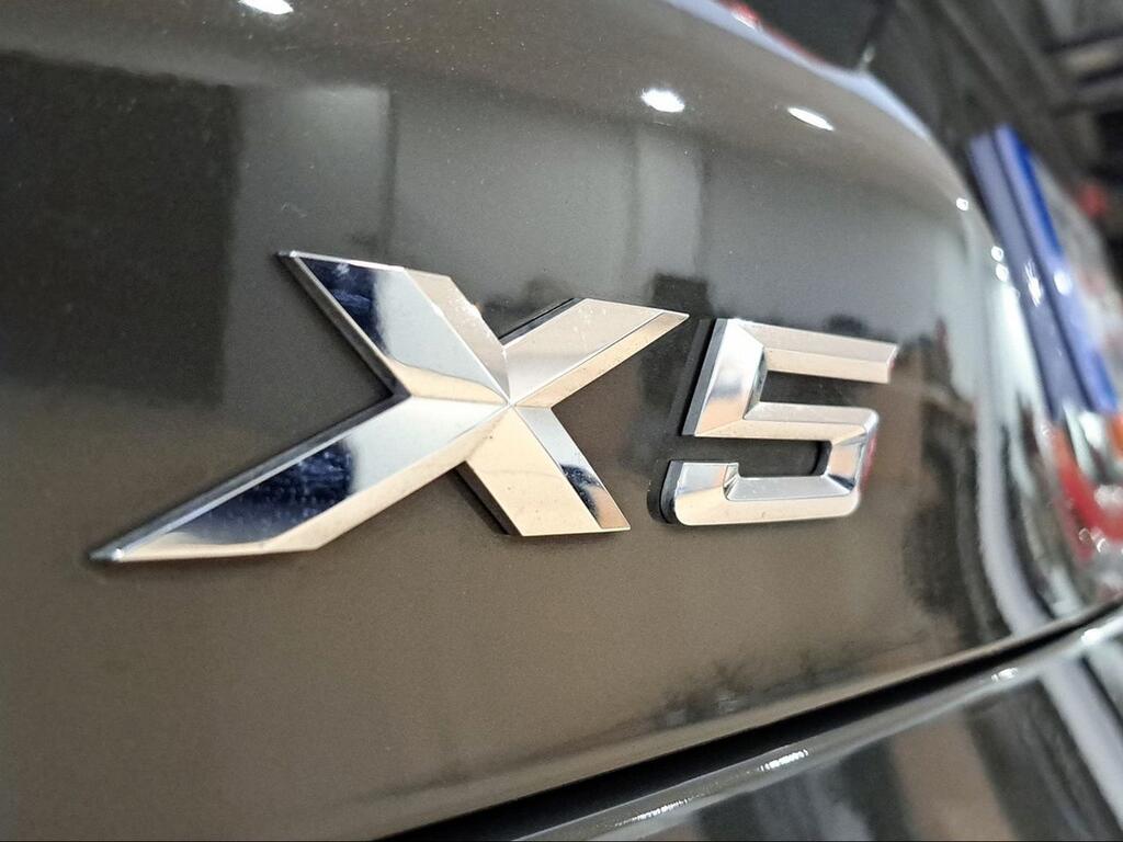 BMW X5 xDrive40d - Foto 413