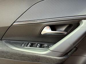 Peugeot 2008 N2008 Style Hybrid 136 eDCS6