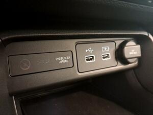 Honda Civic 2.0 i-MMD Elegance CVT