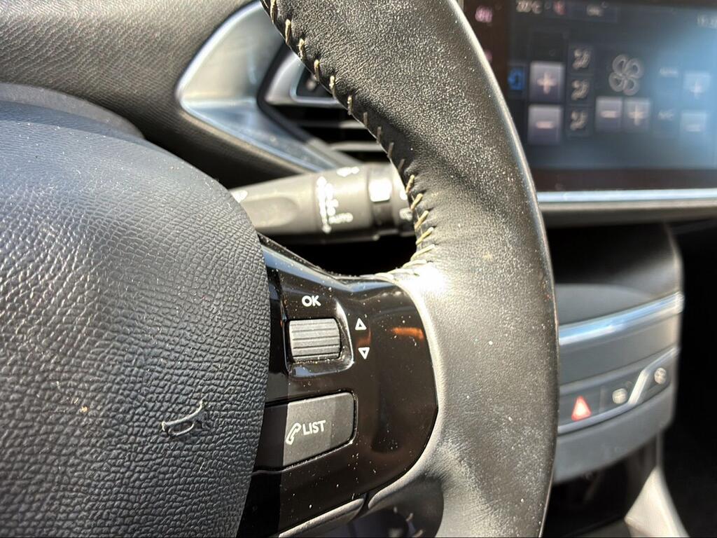 Peugeot 308 5p Style 1.2 PureTech 81KW (110CV) S&S - Foto 394