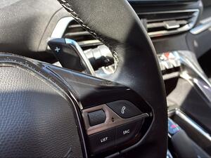 Peugeot 3008 Hybrid 225 e-EAT8 Roadtrip