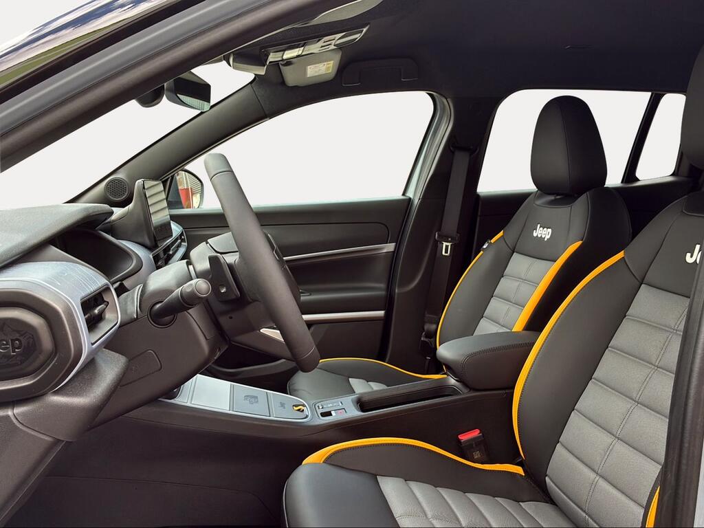 Jeep Avenger 1.2 eHybrid 4xe 145CV T. North Face - Foto 1430