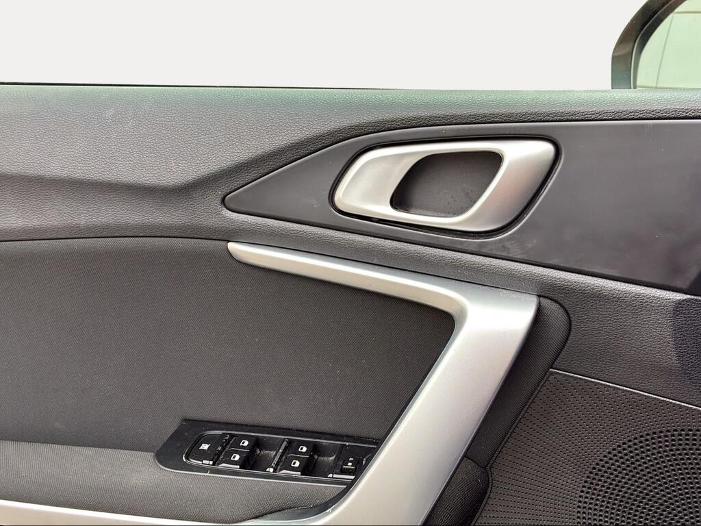 Kia Ceed 1.6 CRDi 85kW (115CV) Concept - Foto 1246