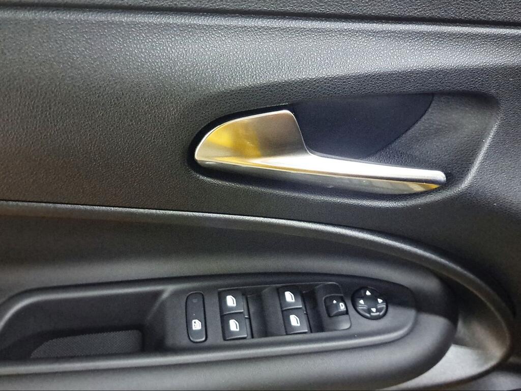 Jeep Avenger 1.2 eHybrid 74kW (100CV) Altitude - Foto 898