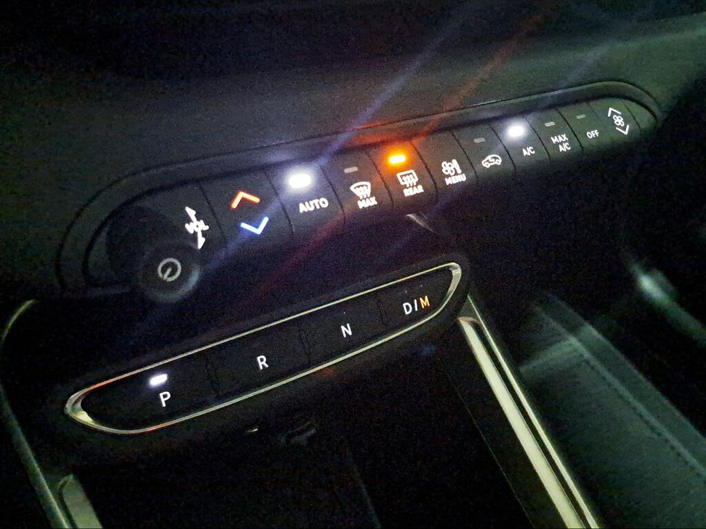 Jeep Avenger 1.2 eHybrid 74kW (100CV) Altitude - Foto 902