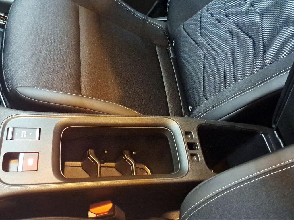 Jeep Avenger 1.2 eHybrid 74kW (100CV) Altitude - Foto 907