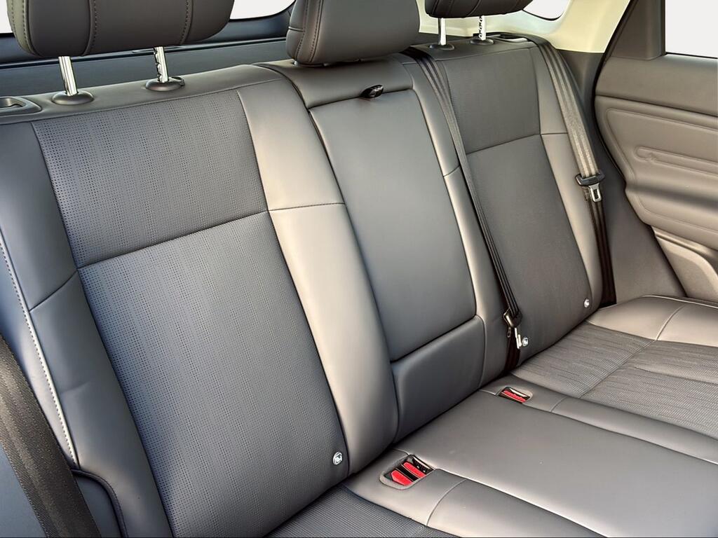 Leapmotor B10 B10 REEV 18.8 kWh Design Auto B10 DESIGN PROMAX - Foto 1278