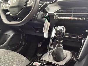 Peugeot 208 Allure Gasolina 100 S&S 6 Vel. MAN