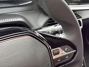 Peugeot 208 Allure Gasolina 100 S&S 6 Vel. MAN