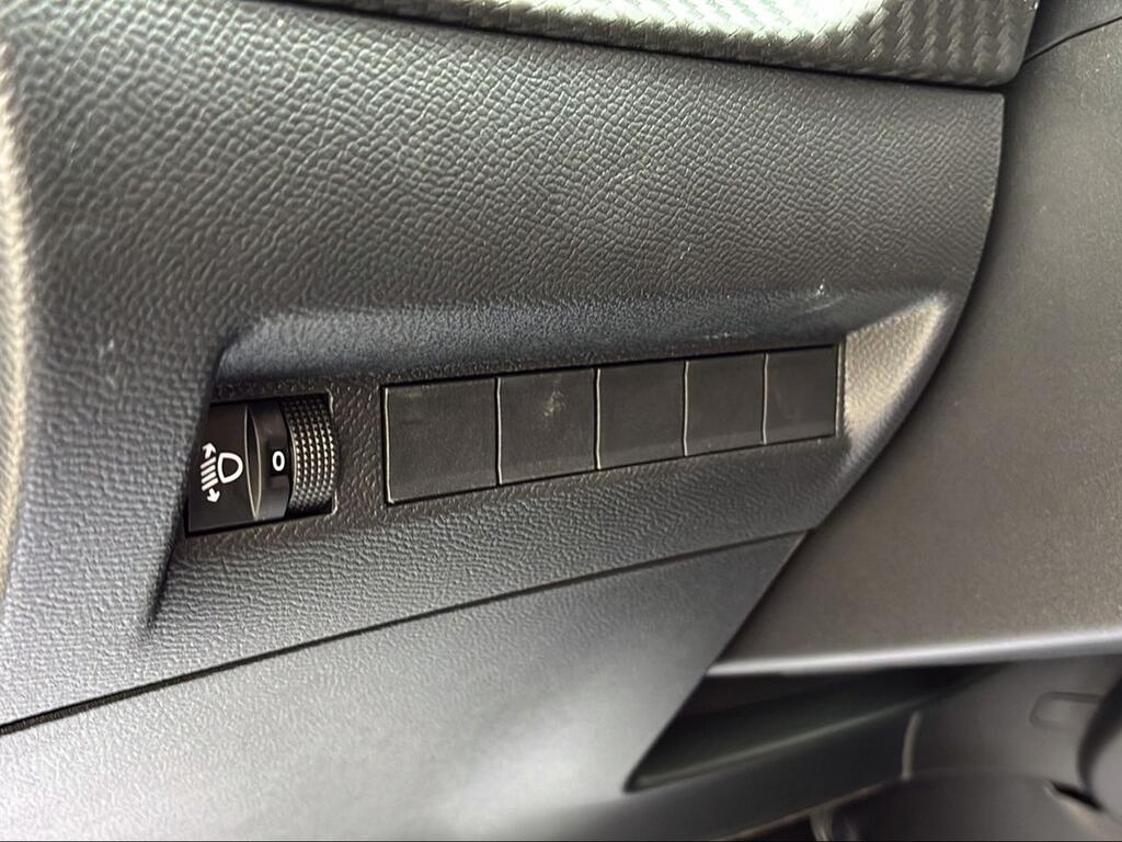 Peugeot 208 Allure Gasolina 100 S&S 6 Vel. MAN - Foto 348