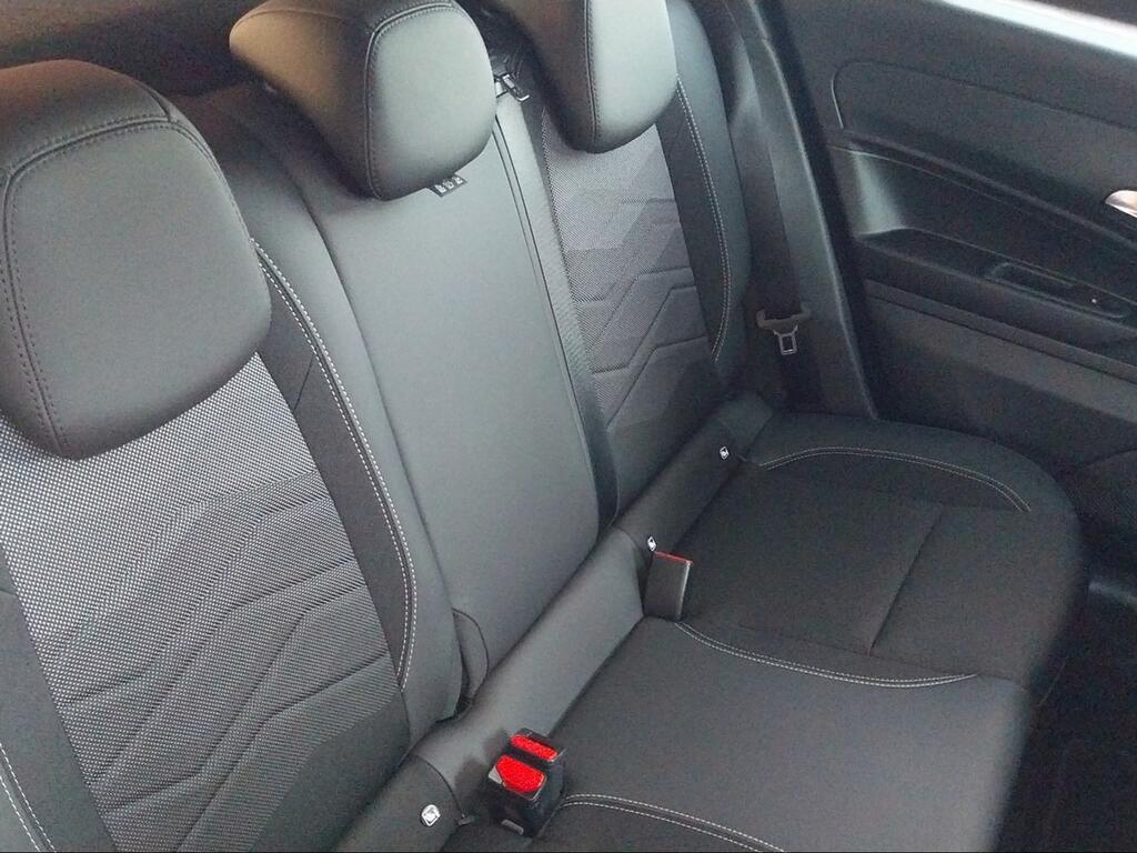 Jeep Avenger 1.2 eHybrid 74kW (100CV) Summit - Foto 561