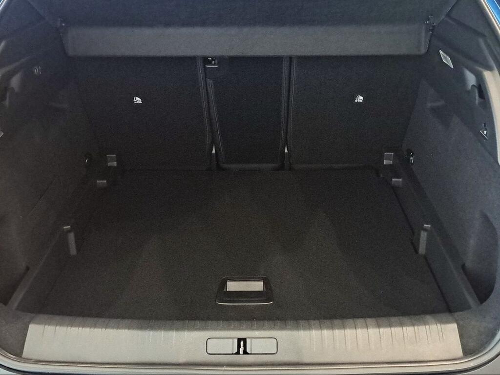 Peugeot e-3008 Allure Eléctrico 157kW - Foto 368