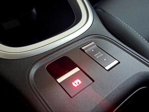 Jeep Avenger AVENGER HYBRID 4XE UPLAND 145CV