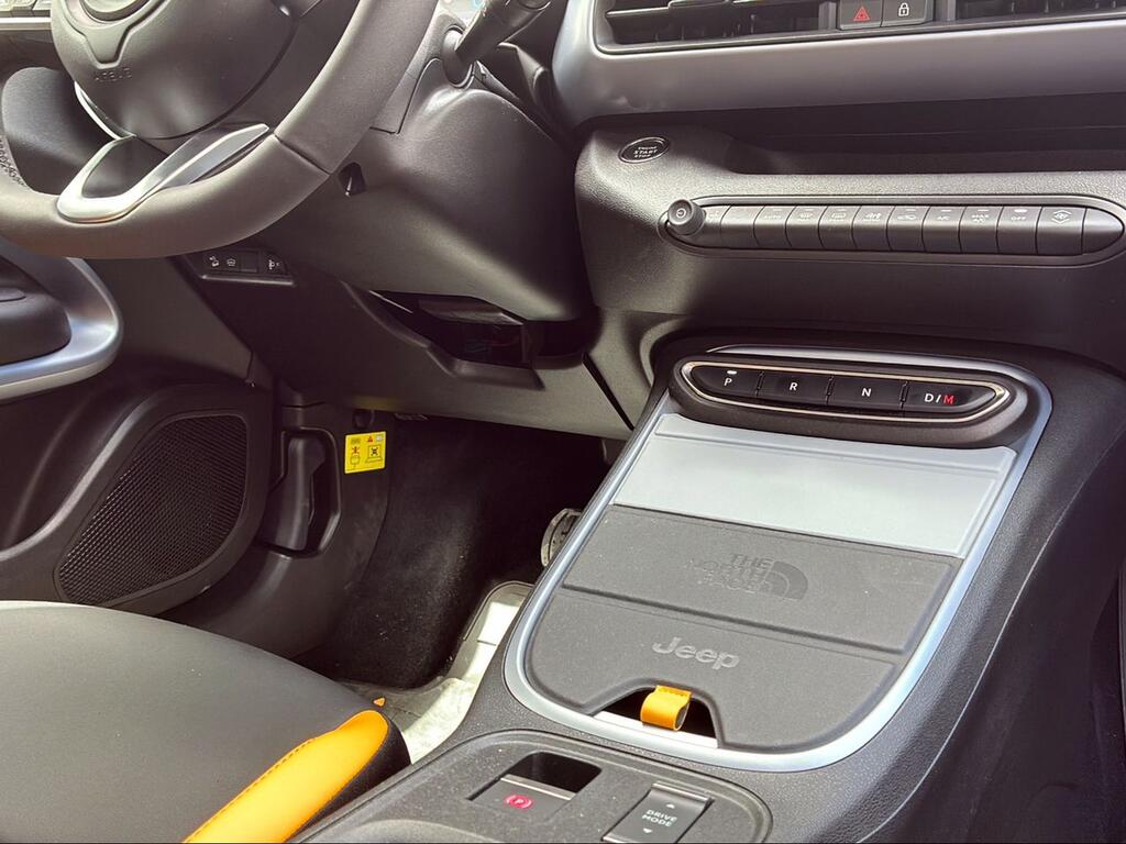 Jeep Avenger 1.2 eHybrid 4xe 145CV T. North Face - Foto 1250
