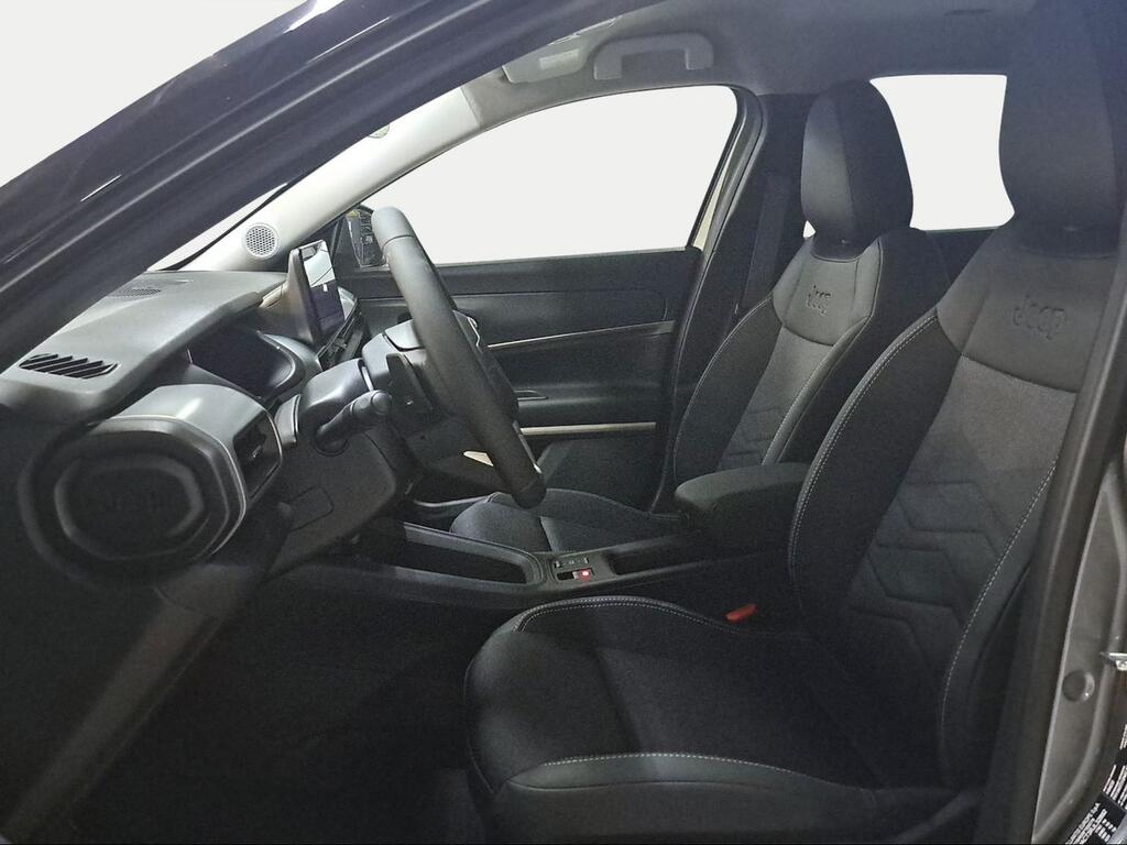 Jeep Avenger 1.2 eHybrid 74kW (100CV) Summit - Foto 637