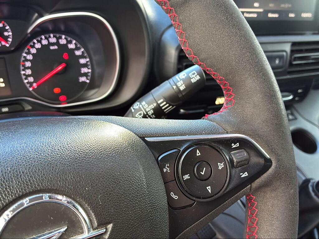 Opel Combo Cargo 1.5 TD 75kW (100CV) S/S  Elegance Talla M - Foto 1598