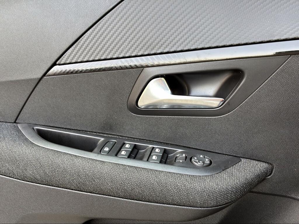 Peugeot 208 Style Gasolina 100 S&S 6 Vel MAN - Foto 944