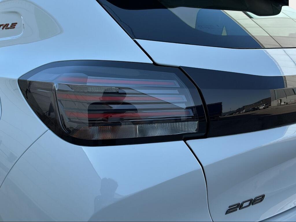 Peugeot 208 Style HYBRID 110 eDCS6 - Foto 923