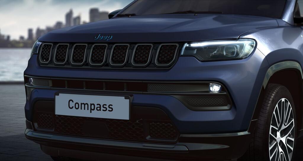 Jeep Compass 4Xe 1.3 PHEV 177kW Summit AT AWD - Foto 150