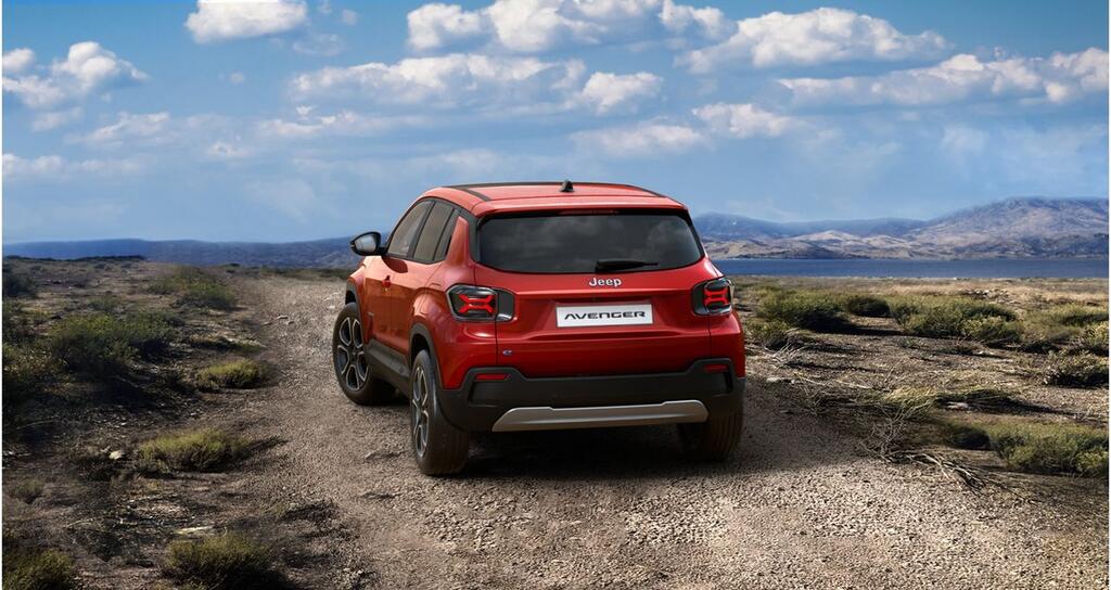 Jeep Avenger BEV 115kW (156CV) Summit - Foto 181