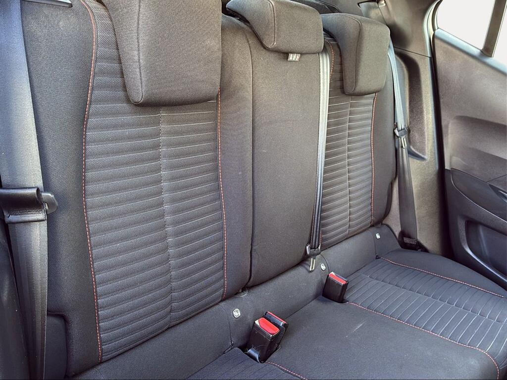 Peugeot 2008 Active Pack BlueHDI 81kW (110CV) - Foto 1320