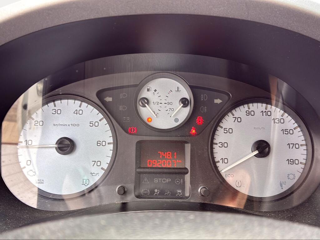 Peugeot Partner PARTNER TEPEE ACTIVE 1.6 BHDI 120CV - Foto 26