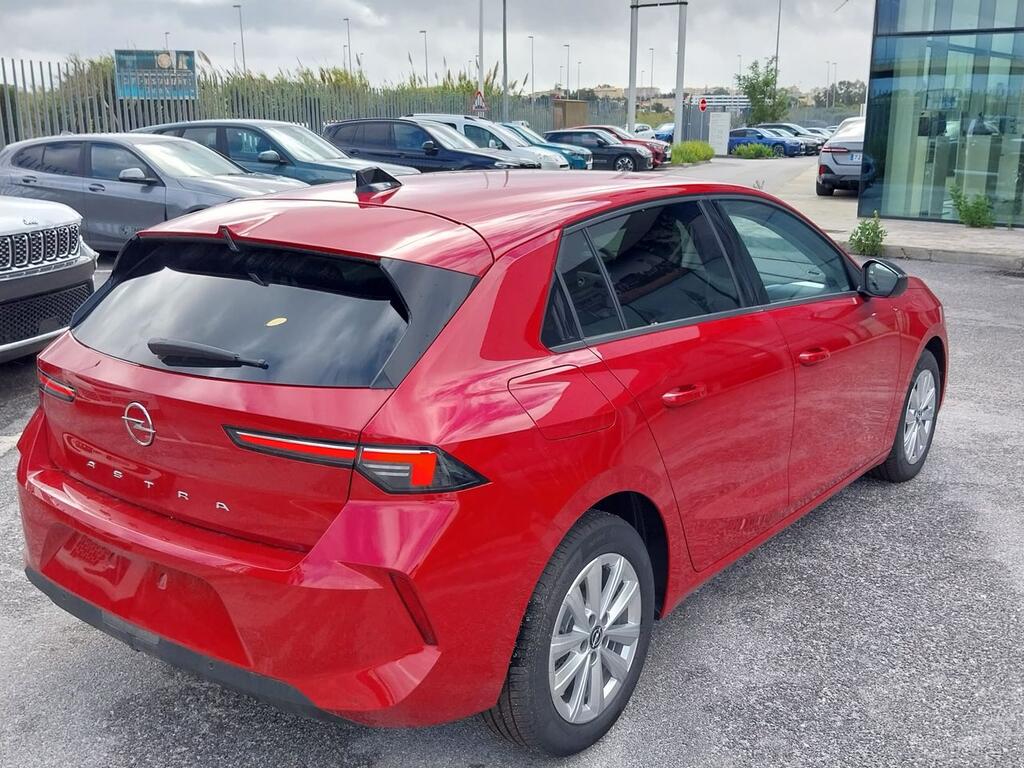 Opel Astra 1.2T XHL 81kW (110CV) Edition - Foto 114