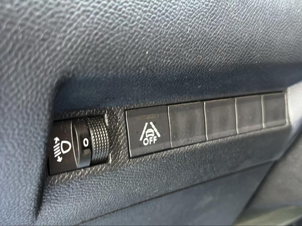 Peugeot 2008 Active Pack Puretech 100 S&S BVM6 - Foto 1259