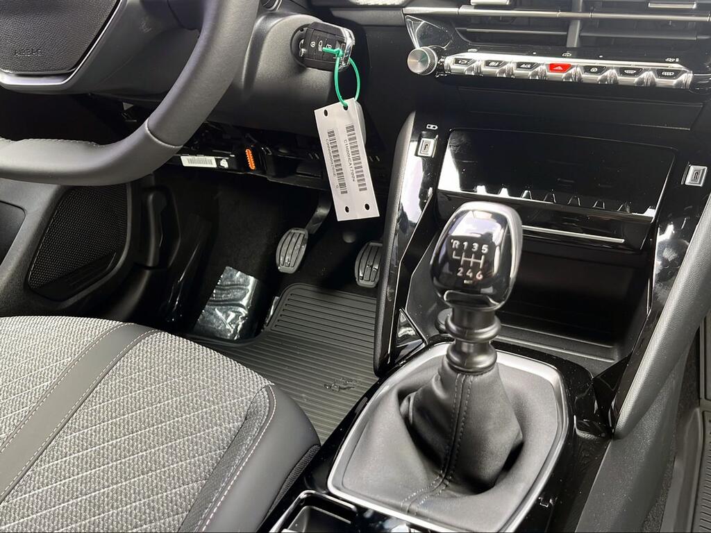 Peugeot 208 Allure Gasolina 100 S&S 6 Vel. MAN - Foto 1241