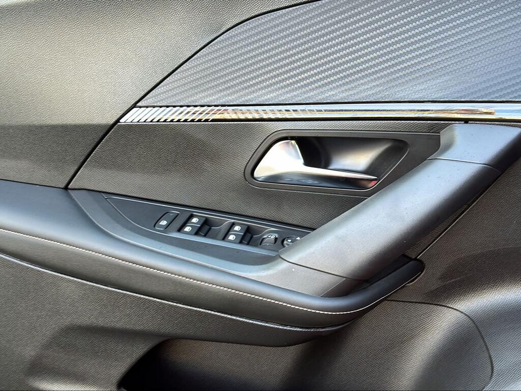 Peugeot 2008 N2008 Allure Hybrid 110 eDCS6 - Foto 1738