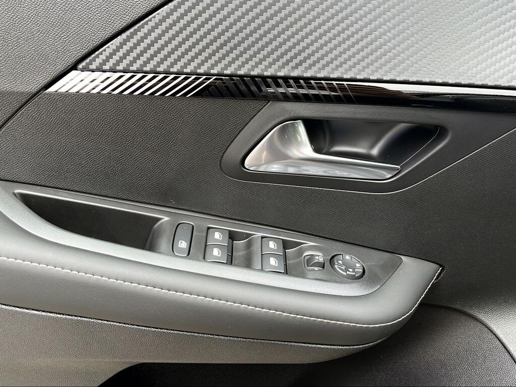 Peugeot 208 Allure Gasolina 100 S&S 6 Vel. MAN - Foto 1233