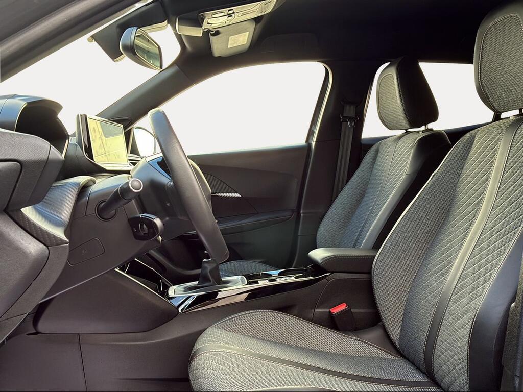Peugeot 2008 Allure Puretech 100 S&S 6 Vel. MAN - Foto 1566