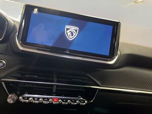 Peugeot 2008 N2008 Allure Hybrid 136 eDCS6