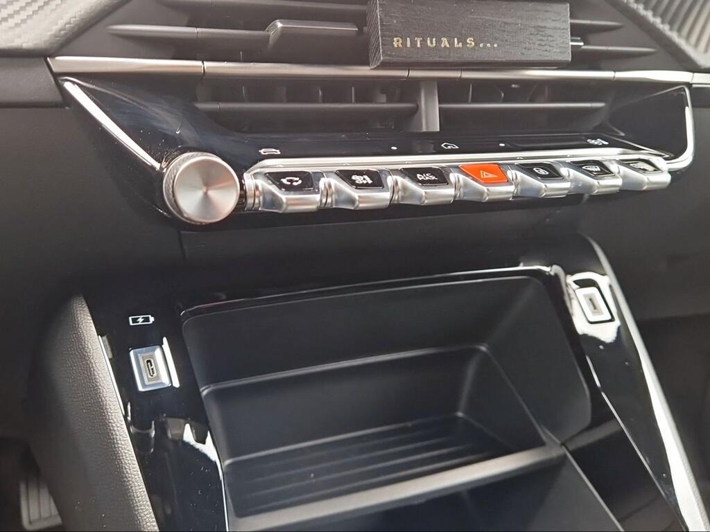 Peugeot 2008 N2008 Allure Hybrid 110 eDCS6 - Foto 1531