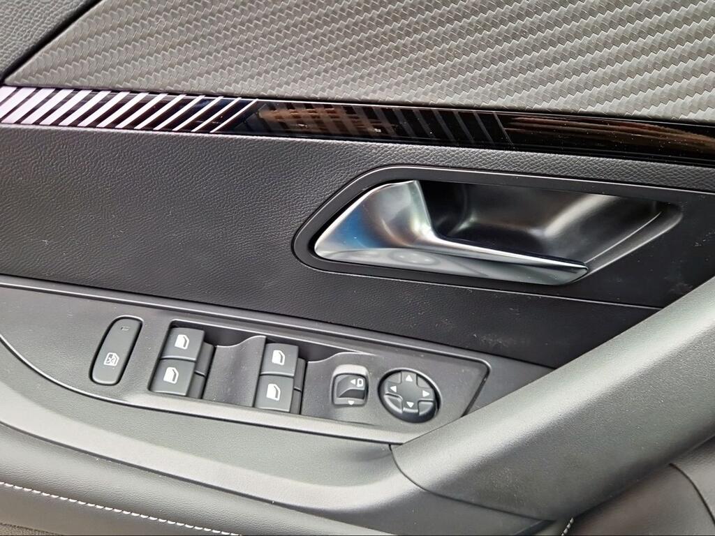 Peugeot 2008 N2008 Allure Hybrid 110 eDCS6 - Foto 1526