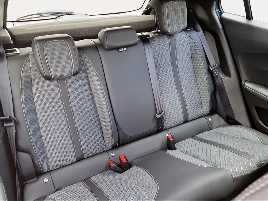 Peugeot 2008 N2008 Allure Hybrid 110 eDCS6 - Foto 1521