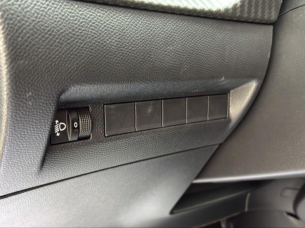 Peugeot 208 Allure Gasolina 100 S&S 6 Vel. MAN - Foto 1675