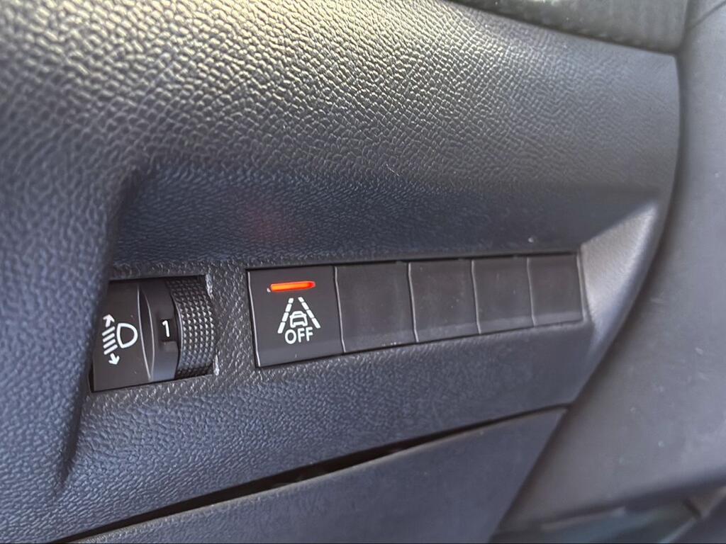 PEUGEOT 2008 II (P24E) 1.5 BlueHDi S&S - Foto 162