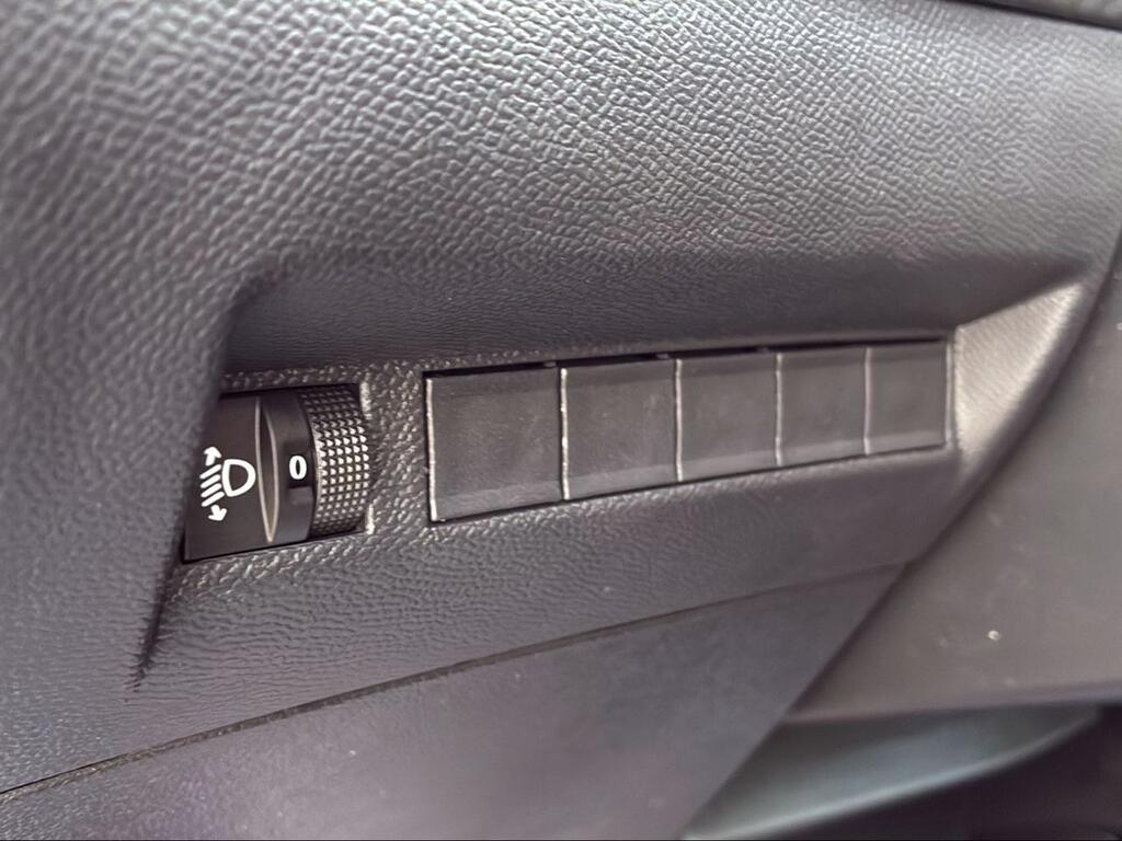 Peugeot 208 Style HYBRID 110 eDCS6 - Foto 1189