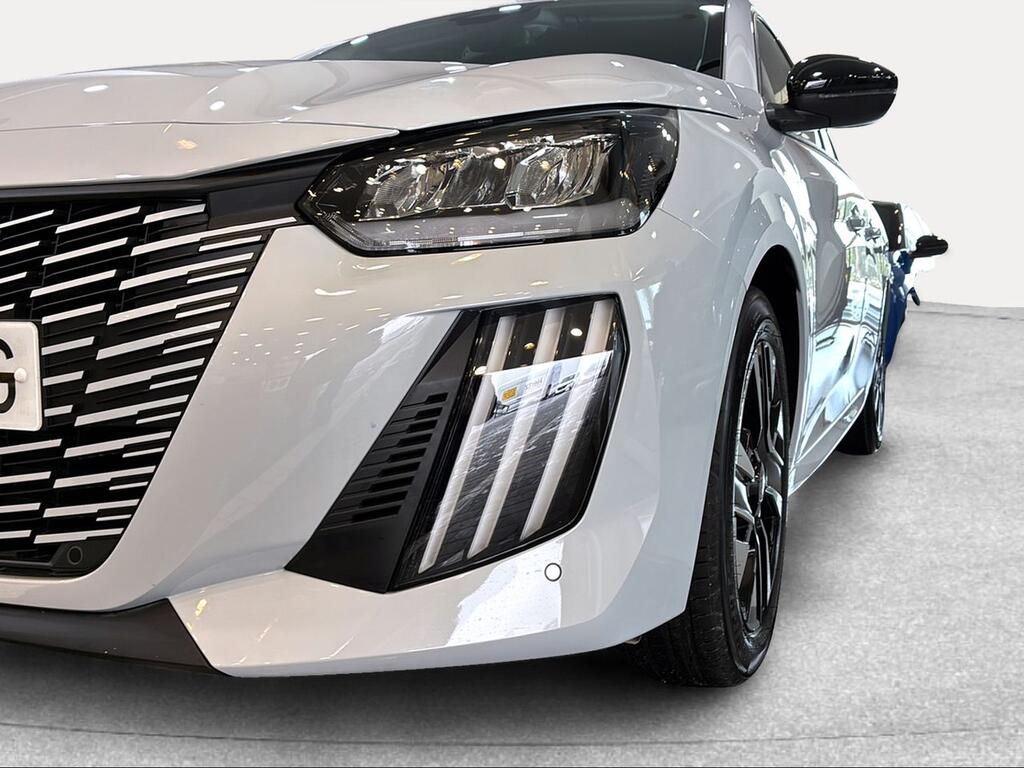 Peugeot 208 Allure HYBRID 110 eDCS6 - Foto 1597