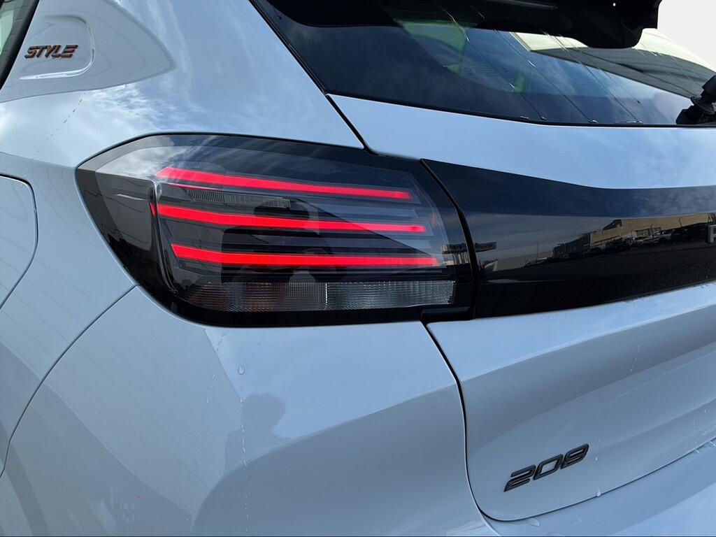 Peugeot 208 Style HYBRID 110 eDCS6 - Foto 1187